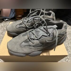 Yeezy 500 “Granite”